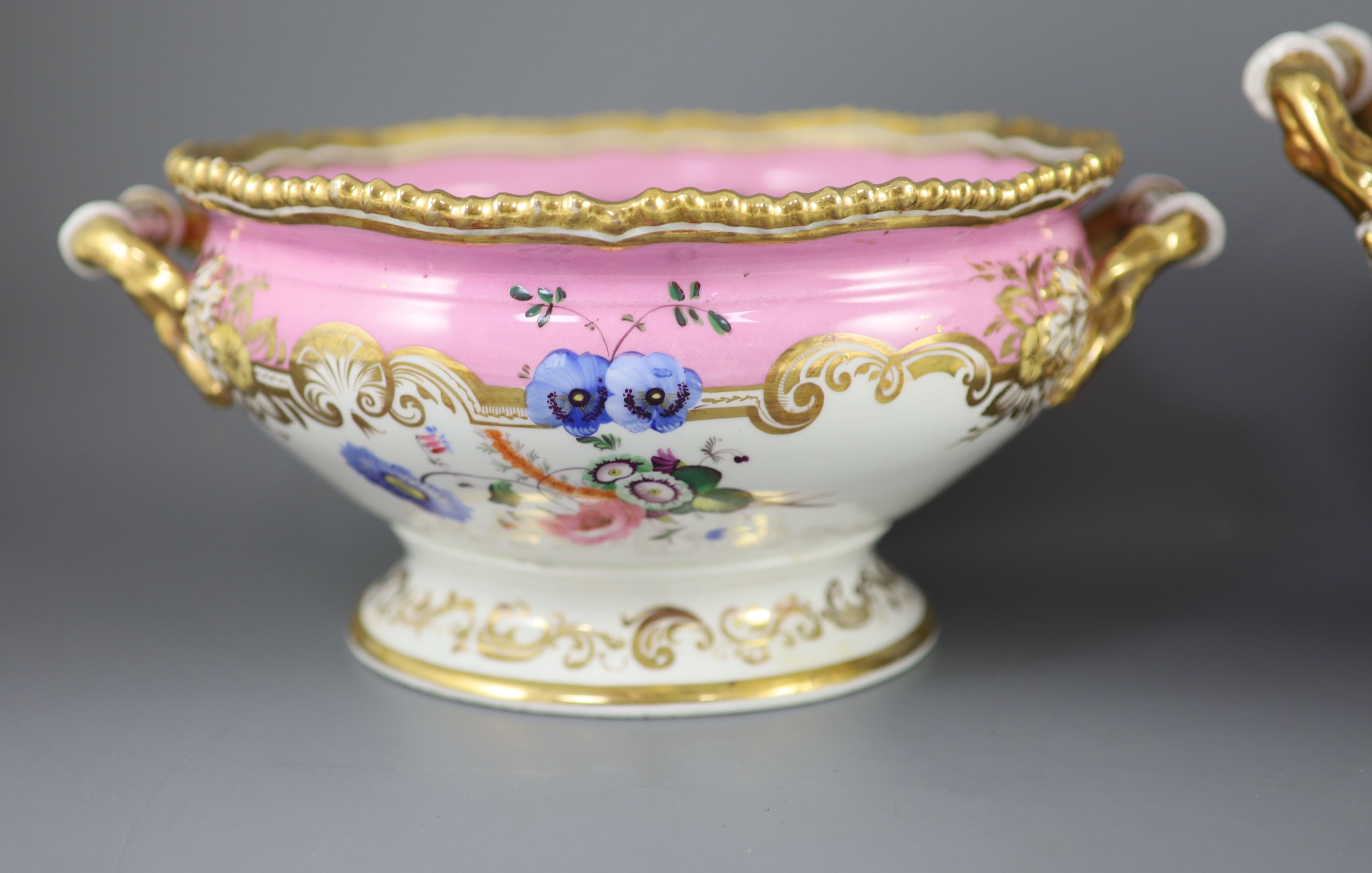 An extensive one hundred and thirteen piece English porcelain dinner and dessert service, c.1825-30,